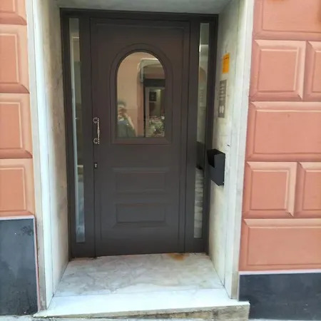 I Monti Sul Mare - A Pegli Génova