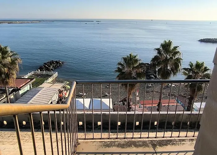 I Monti Sul Mare - A Pegli Apartamento