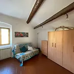I Monti Sul Mare - A Pegli