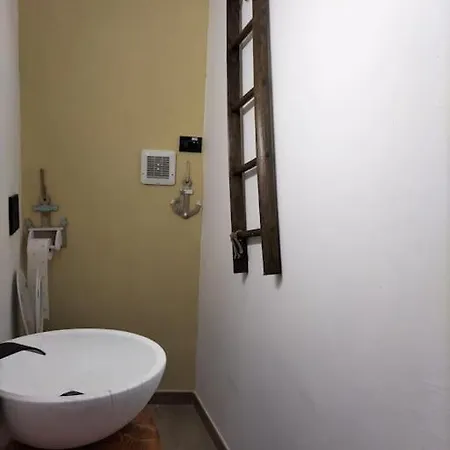 I Monti Sul Mare - A Pegli Apartment *