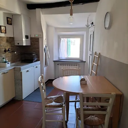 I Monti Sul Mare - A Pegli Apartment Genoa