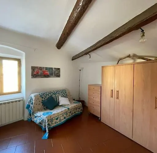 I Monti Sul Mare - A Pegli